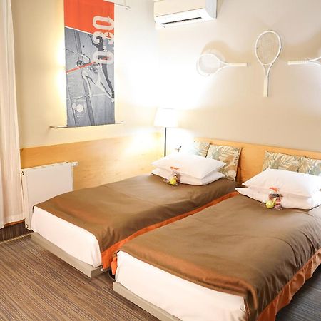 Hotel Restauracja Tenis Kortowo Poznań Kültér fotó