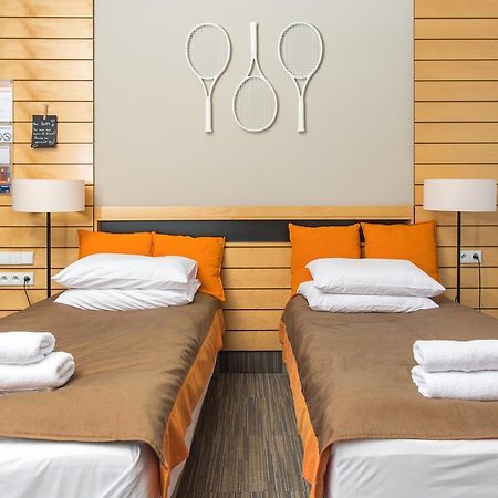 Hotel Restauracja Tenis Kortowo Poznań Kültér fotó