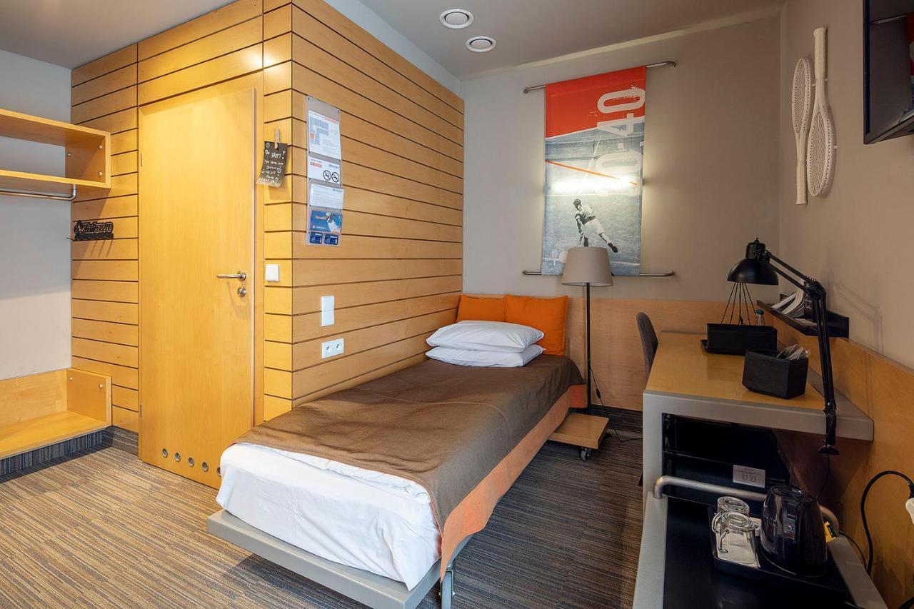 Hotel Restauracja Tenis Kortowo Poznań Kültér fotó
