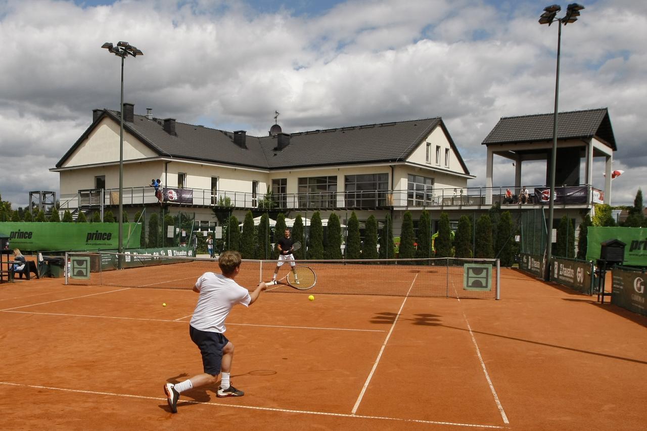 Hotel Restauracja Tenis Kortowo Poznań Kültér fotó