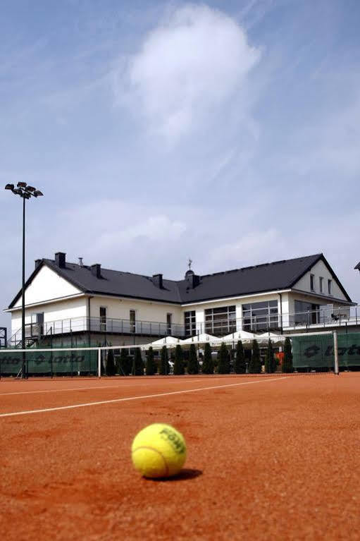 Hotel Restauracja Tenis Kortowo Poznań Kültér fotó